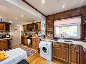 Photo 13- click for photo gallery